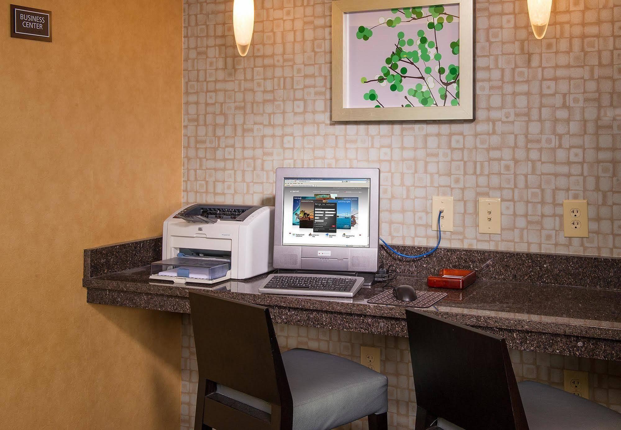 Sonesta Es Suites Raleigh Cary Bagian luar foto