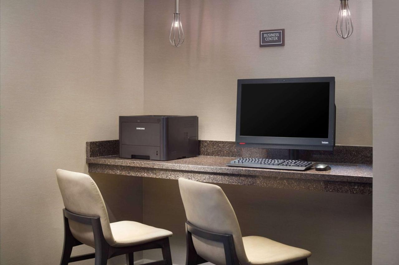 Sonesta Es Suites Raleigh Cary Bagian luar foto