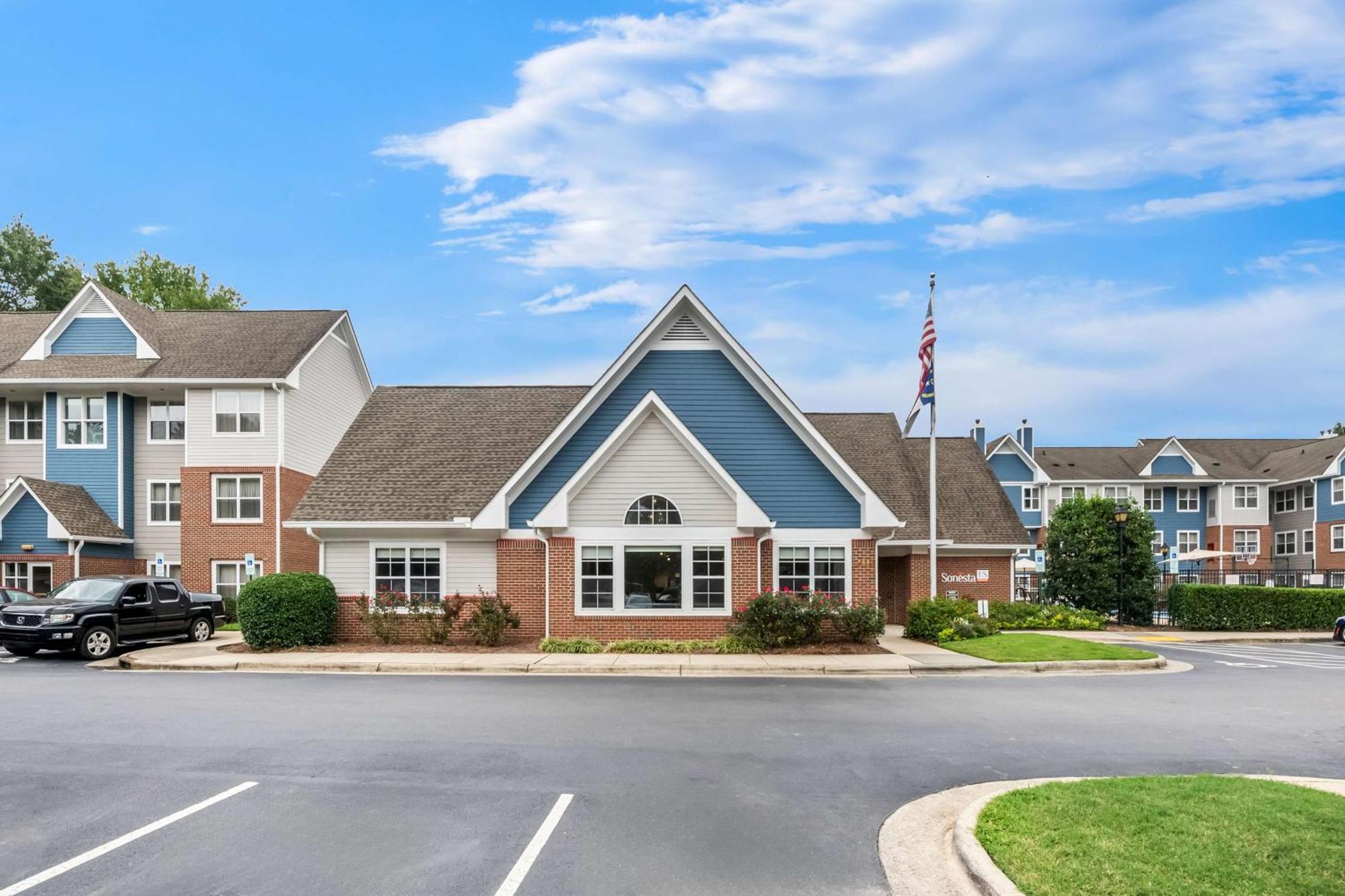 Sonesta Es Suites Raleigh Cary Bagian luar foto