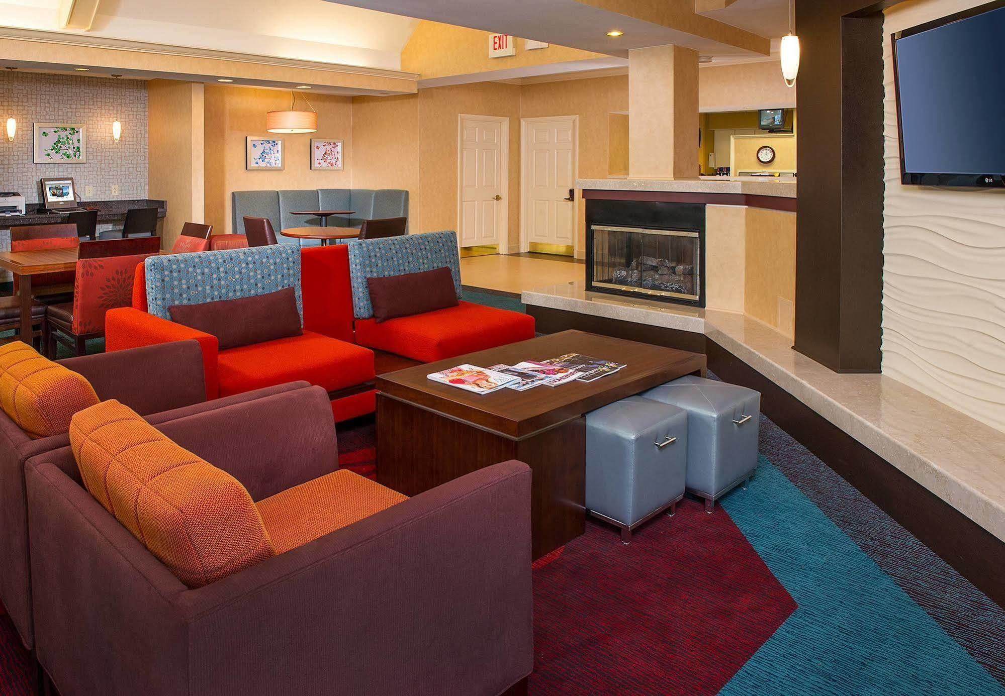 Sonesta Es Suites Raleigh Cary Bagian luar foto